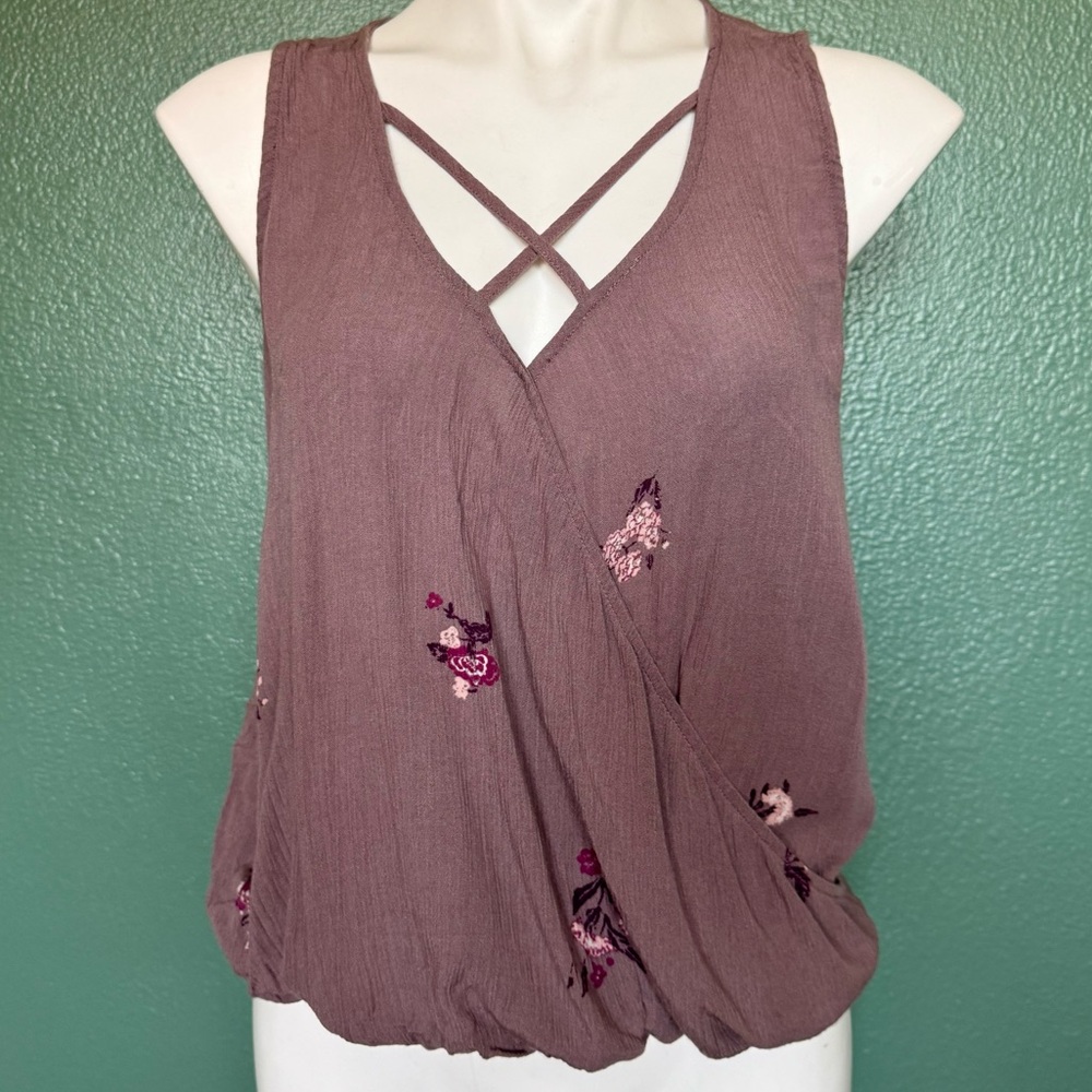 Target Mossimo Sleeveless Purple Wrap Tank Top Floral Lavender Strap Cross Front